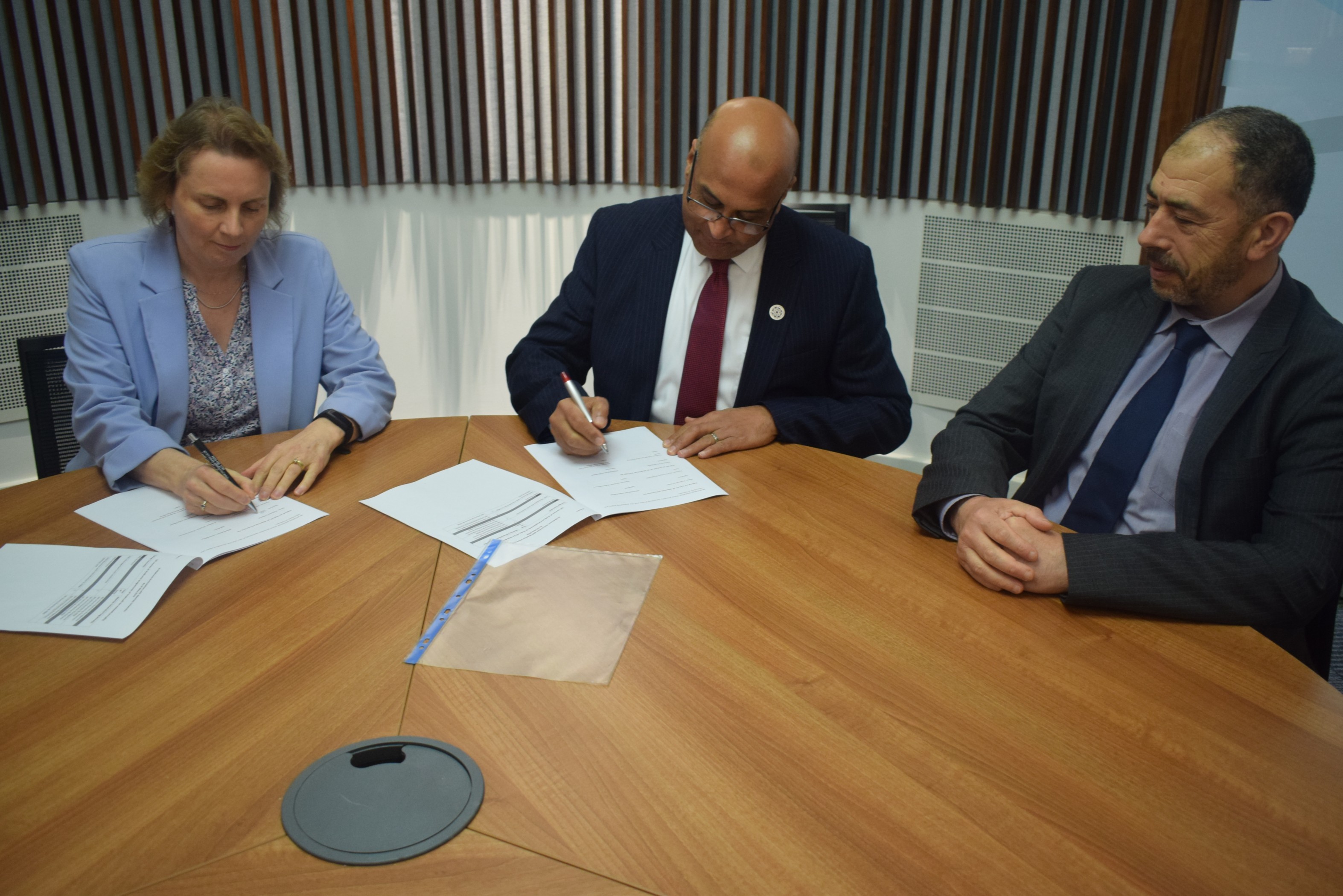 Abertay agrees partnership with Al-Maktoum College
