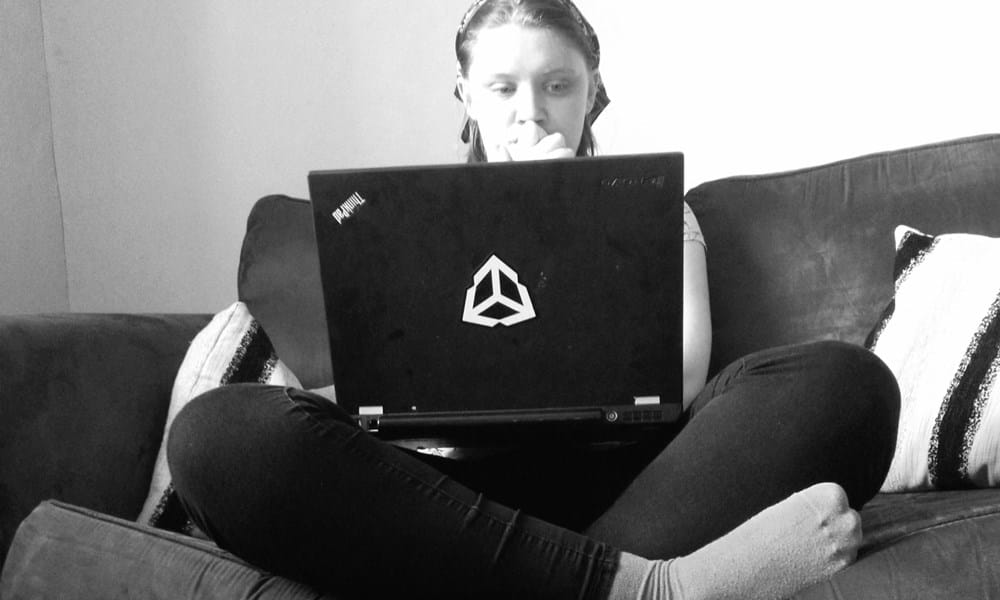 “From Paris to Berlin : Remote Working in the Video Game Industry” is a 2020 Digital Graduate Show project by Niamh Loughran, a student at Abertay University.